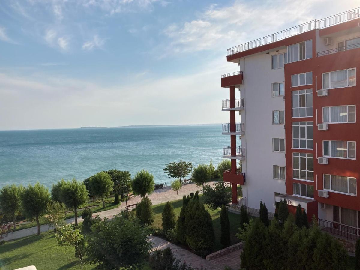 Marina View Fort Beach Studio Sveti Vlas Esterno foto